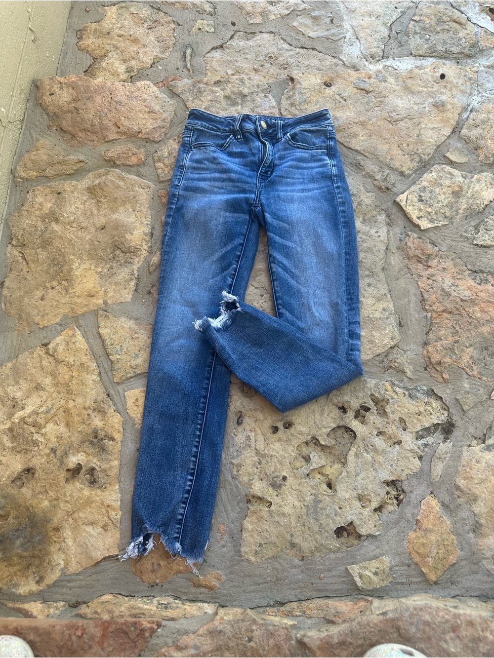 American Eagle Next Level Stretch+ Skinny Jeans Size 2 Regular Raw Hem